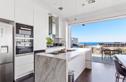 Vaucluse House | Ocean View Designer Home in Vaucluse