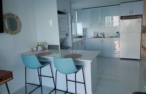 La Pared Condo | Ocean View Escape: Chic 1 Bedroom Apt with Top Amenities