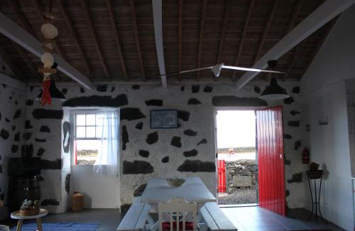 Madalena House | Unforgettable Ocean View in UNESCO Heritage Location