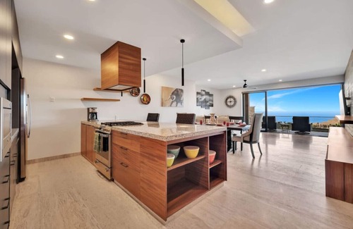 Pedregal Condo | Scenic 2BD/2BA Retreat with Oceanfront Views & Pool