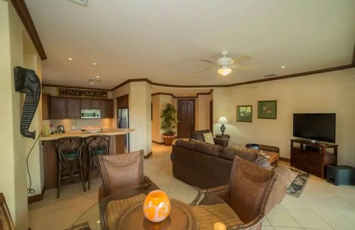 Herradura Condo | Ocean View Los Suenos: Relax to the Rhythm of Waves