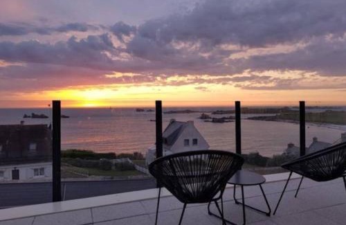 Porspoder Apartment | Ocean View Retreat - Stylish T3 with Breathtaking Sea Views