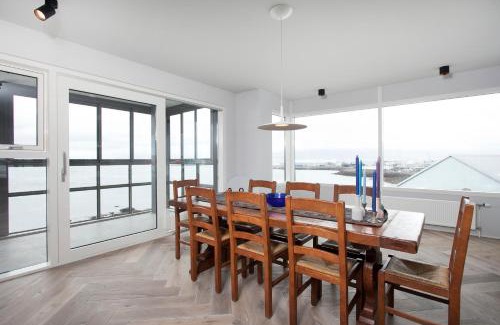 Grandar Apartment | Ocean View Apartment in Central Reykjavik - Rated 9.5/10