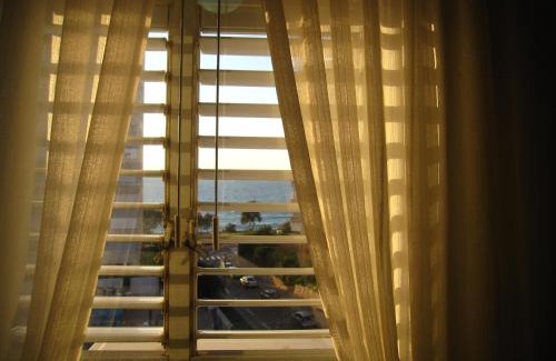 Netanya Apartment | Ocean View Apartment with Pool & 4-Star Amenities