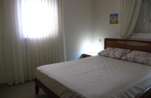 Netanya Apartment | Ocean View Apartment with Pool & 4-Star Amenities