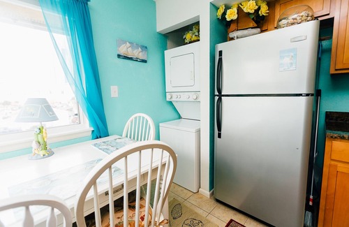 Northeast Virginia Beach Condo | Top Floor Ocean View Penthouse with Private Pool & Breakfast