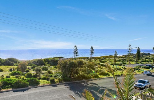 Moana House | Oceanfront Getaway at Ocean View Moana - 4 Star Excellence