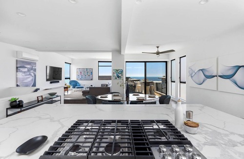 The Strand House | Breathtaking Ocean View Hotel Near Downtown Manhattan Beach