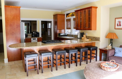 Eastside Santa Cruz House | Family-Friendly Ocean View Steps from the Beach, Rated 9.8