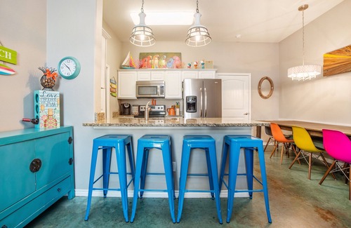 Corpus Christi House | Coastal Retreat: Ocean View Steps from the Beach!