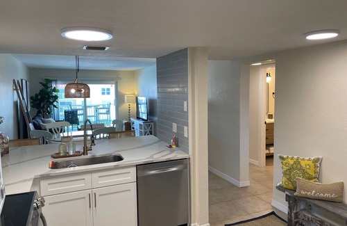 Point East Condo | Ocean View Third Floor 2/2