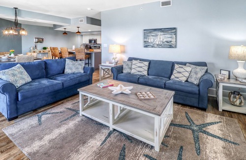 Mexico Beach Condo | Ocean Front View: Exceptional Stay with Pool & Spa Amenities