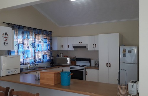 Umzumbe House | Oceanfront Retreat with Pool and Pet Friendly Amenities