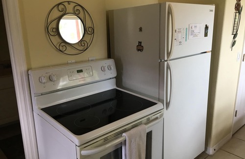 Flagler Beach Apartment | Cozy Ocean View Hotel Steps from the Beach and Town Center