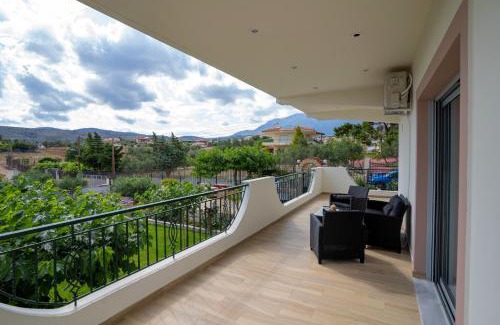 Kineta Apartment | Beautiful Ocean View Villa - Guest Rated 9.5/10