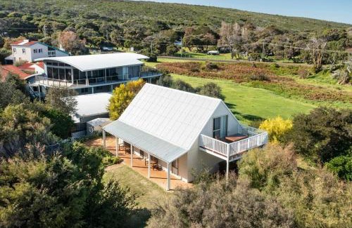 Prevelly House | Ocean View Retreat Near Beach & Surfers Point - Margaret River