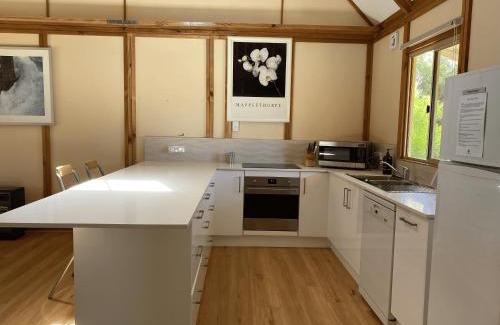 Prevelly House | Ocean View Retreat Near Beach & Surfers Point - Margaret River