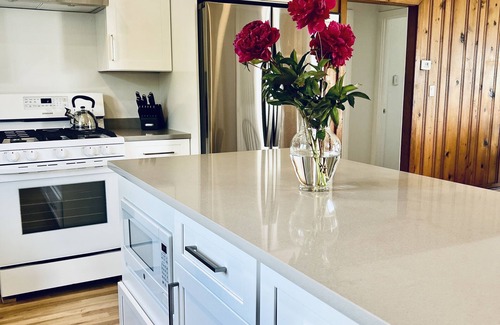 Montauk Cottage | Exceptional Ocean View Cottage Steps from Town & Beach Access