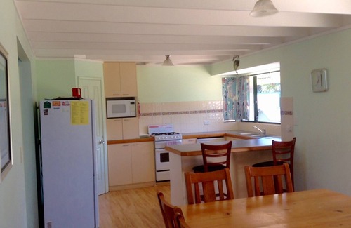 Seabird House | Seabird Retreat: Breathtaking Ocean Views Await You