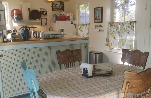 Mendocino House | Scenic Ocean Views at Mendocino Beach House - Pet Friendly!