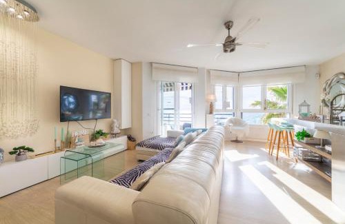 Almeria Apartment | Seaside Comfort at Ocean Views, Paseo Marítimo