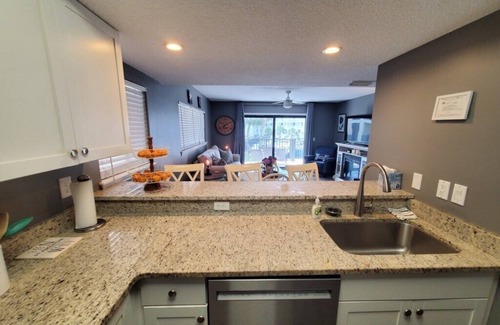 Surfcrest Village Condo | Ocean Villas 6: Ocean View Retreat with Pet-Friendly Amenities