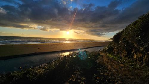 Valdivia House | Oceana Suites in Curiñanco: Beachfront Bliss Awaits