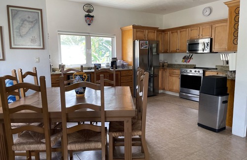 Cozumel House | Oceanfront Beach House with Pool & Spa in Costa Del Sol