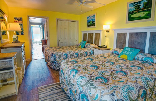 Myrtle Beach Resort | Oceanfront 1 Bedroom Condo with Pool and Spa Amenities