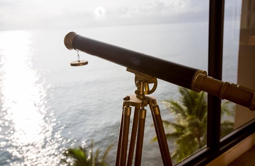 Honokowai Hotel | Oceanfront 1BR w/Floor to Ceiling Windows, Lanai, Free WiFi & Free Parking