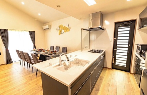 Taketomi-jima Taketomi-cho House | Beachfront Rental House Shio - Ideal for Family Gatherings