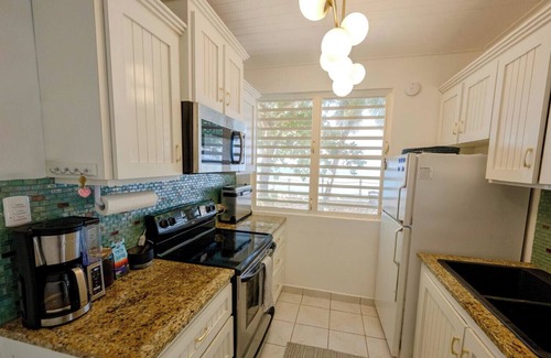 Barrero House | Oceanfront 4 Bedroom Paradise