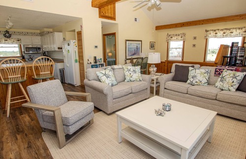 Corolla House | Oceanfront Dolphin Watch: Unforgettable Ocean Views Await