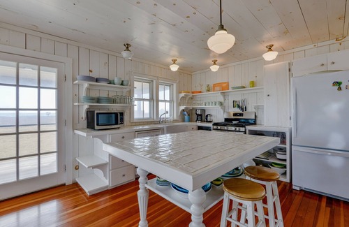 Nantucket House | Oceanfront Retreat: 4BR Home with Hot Tub & Scenic Views