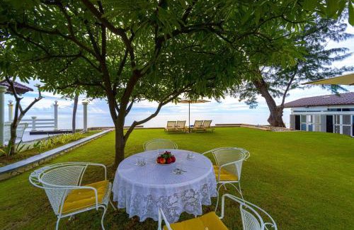 Hua Hin Villa | Oceanfront 6 Bedroom Twin Villas - OV6