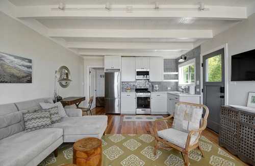 Stinson Beach Apartment | Oceanfront At Stinson - Pet Friendly with Ocean Views
