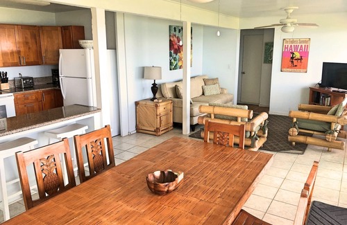 Haleiwa House | Oceanfront Beach House: Guest Rated 10/10 with Pool & Spa