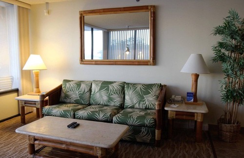 Kahana Hotel | Oceanfront Condo with Pool and Spa for Your Perfect Escape