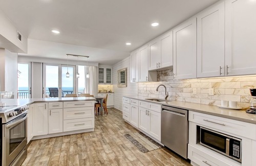 Fernandina Beach Condo | Oceanfront 5th Floor Shipwatch Condo with Spectacular Views