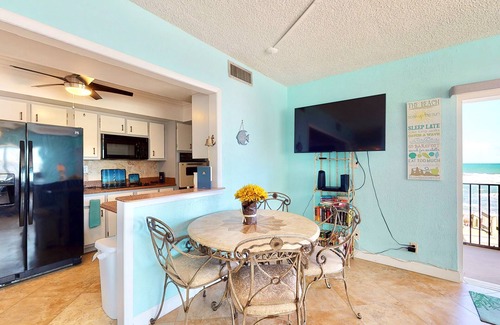 South Patrick Shores Condo | Oceanfront Condo with Pool and Ocean View Near the Beach