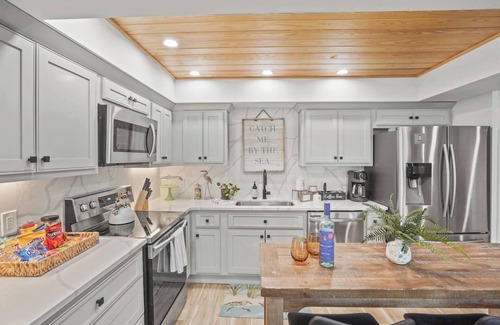 Port St. Joe Condo | Pet-Friendly Oceanfront Condo with Excellent Guest Ratings
