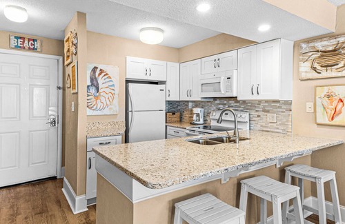 Myrtle Beach Condo | Beachfront Condo with Pool – Rated 10/10 at Sands Beach Club