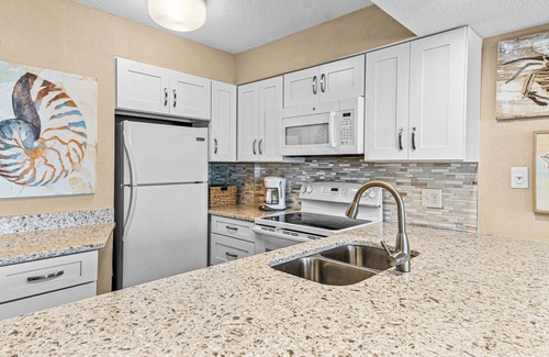 Myrtle Beach Condo | Beachfront Condo with Pool – Rated 10/10 at Sands Beach Club