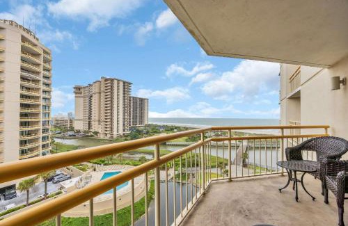 Myrtle Beach House | Beachfront Escape with Pools at Ocean Creek Resort