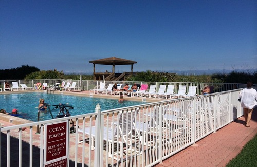 Hutchinson Island South Condo | Oceanfront Condo with Spa and Private Pool on Hutchinson Island