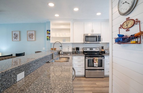 Kure Beach Condo | Oceanfront Condo with Pools and Ocean Views at Kure Beach