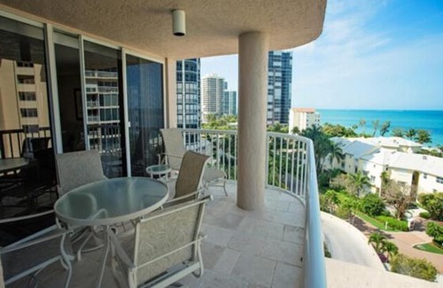 Park Shore Apartment | Oceanfront Condo with Pool - Perfect for Families!