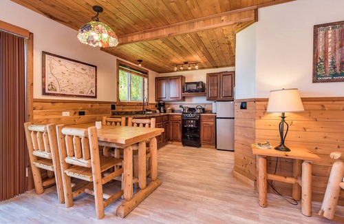 Sekiu Cottage | OceanFront Cottage: Explore Beaches & Olympic Park Awaits