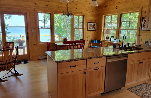 Trenton Cottage | Oceanfront Cottage: 9.8 Rated Stay by Acadia National Park