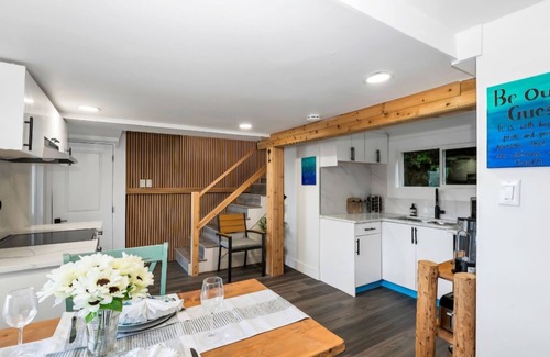 Juan de Fuca Electoral Area Cottage | Oceanfront Cottage with Hot Tub